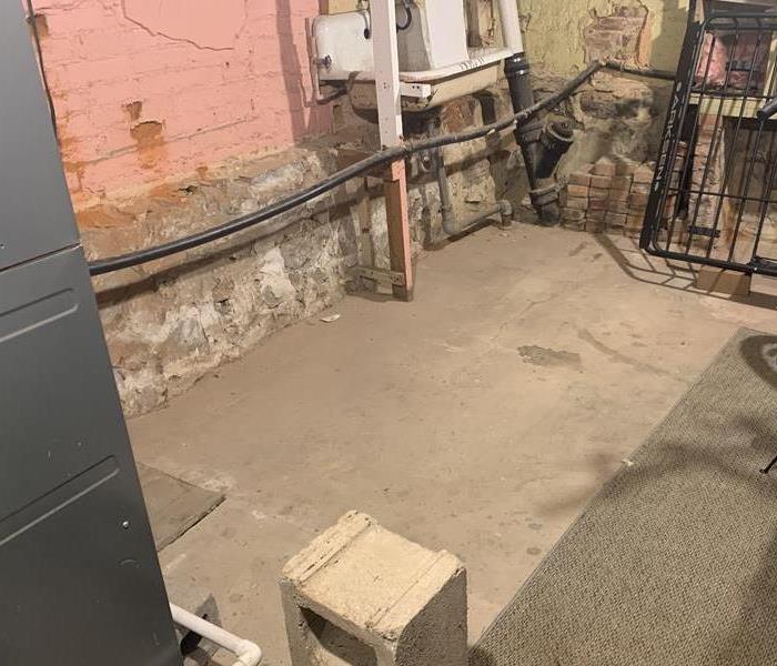 Dry concrete basement